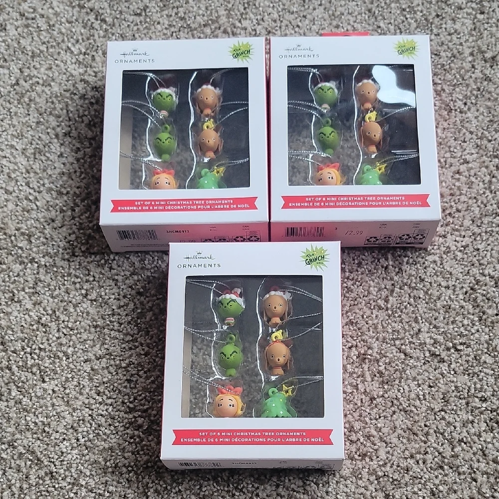 NWT 3 Grinch Mini Ornaments - Picture 1 of 4